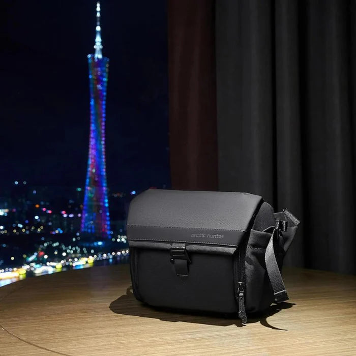 Arctic Hunter Unisex Camera Bag Water Resistant Compact Camera Shoulder Bag with Tripod Holder for DSLR/SLR/Mirrorless Cameras, K00576