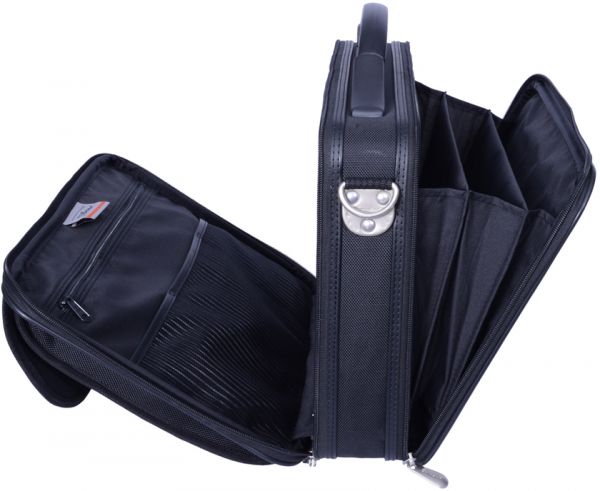laptop bag in dubai