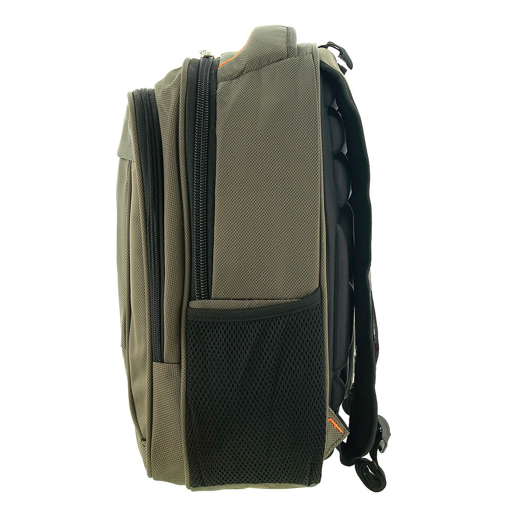 backpack dubai